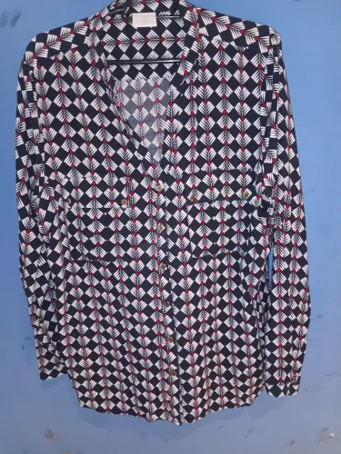 2 blusas femininas (tam. 46)