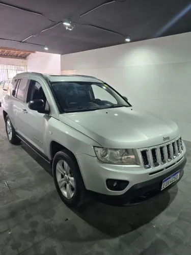 Jeep Compass Sport 2.0 16V 156cv 5P 2012