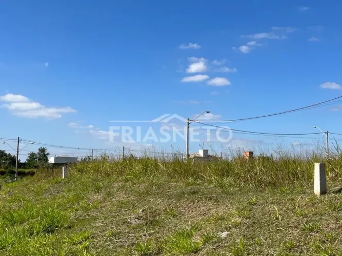 Terreno à venda no Bairro Conquista