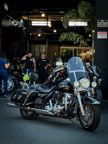 HARLEY-DAVIDSON ROAD KING 103 FLHRC