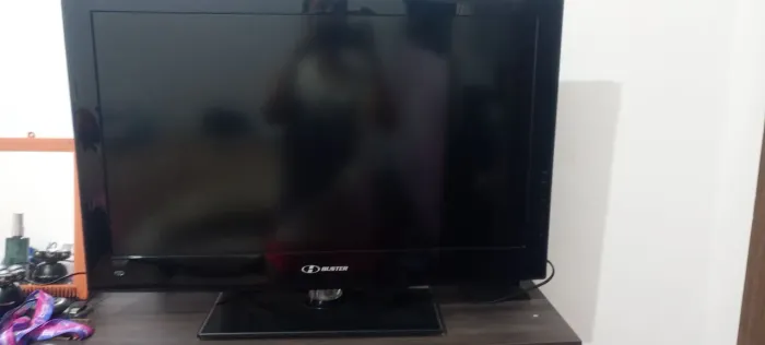 TV Buster 32" LCD - com conversor digital integrado (TV digital)