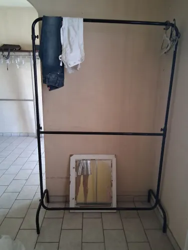 Vendo cinco araras para loja