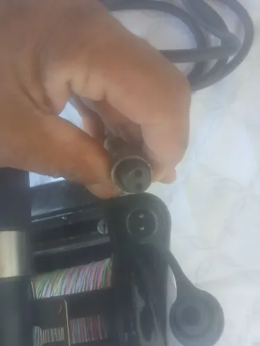 Vendo carretilha eletrica matine esporte 1000