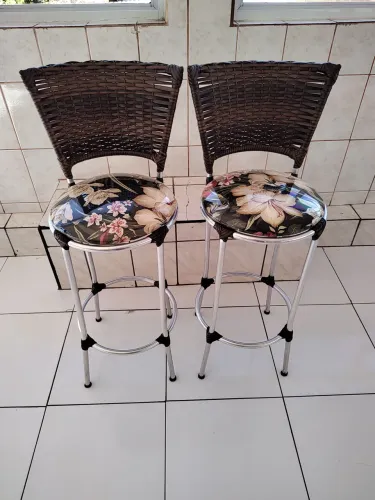 Banqueta Nova de Alumínio