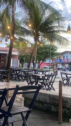 Emprego pra auxiliar de cozinha e garçom 