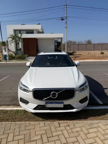 Volvo XC 60 T-5 Momentum 2.0 254cv AWD 5P 2019