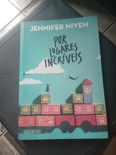 Por Lugares Incríveis. Livro.