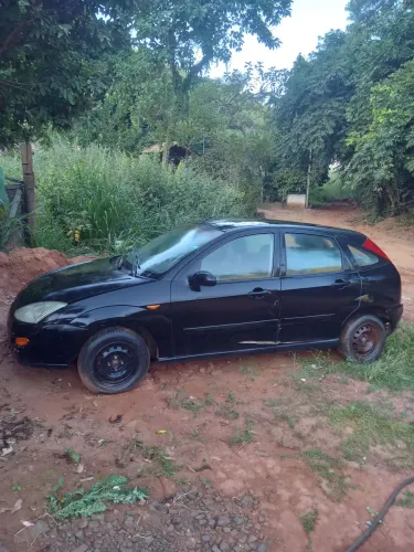 Ford Focus 1.8 16V 5P 2003