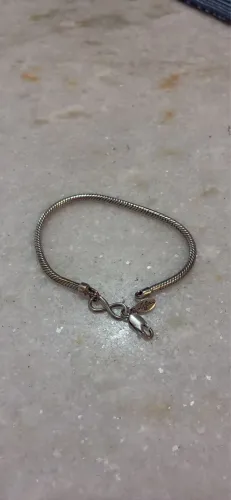 ? Pulseira Vivara de Prata com 9 Berloques