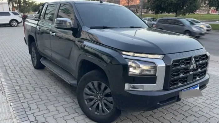 Mitsubishi TRITON HPE-S 2.4 CD 4X4 TB Diesel Aut. 2026