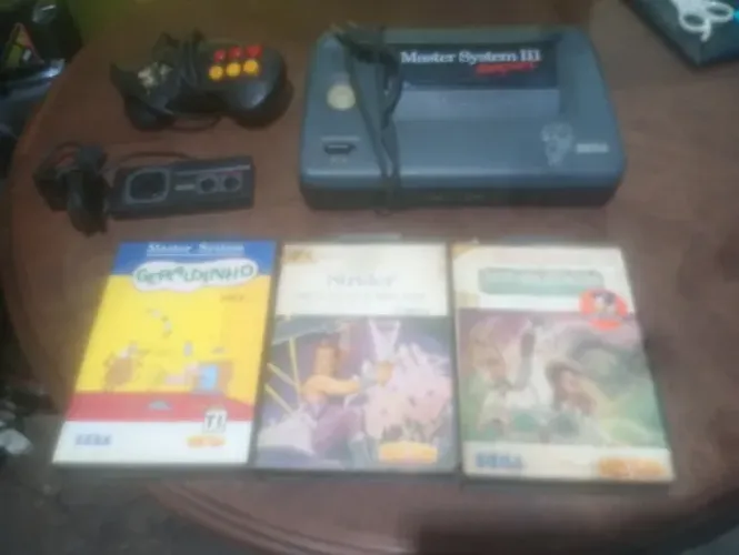 Master System 3 Compact com Sonic na memoria + 3 cartuchos