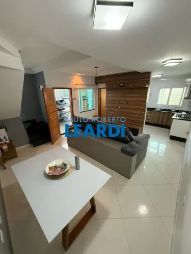 CASA ASSOBRADADA - VILA LINDA - SP