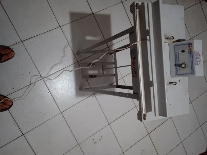 Seladora de pedau a impulso 