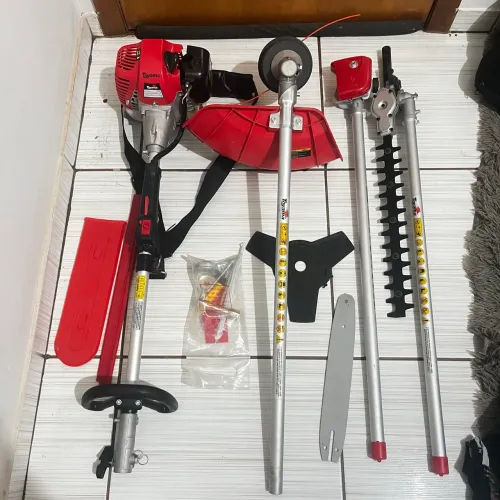 Roçadeira Toyama gasolina 4x1