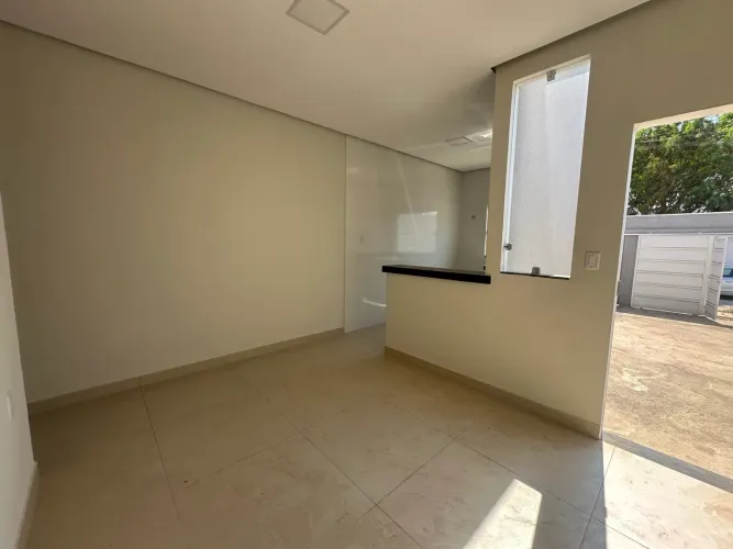 Vende-se casa no Bairro Vila Campo