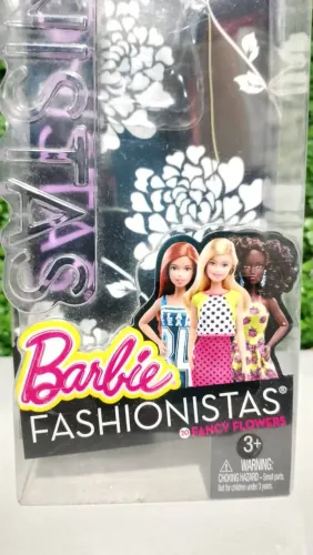  Barbie caixa 