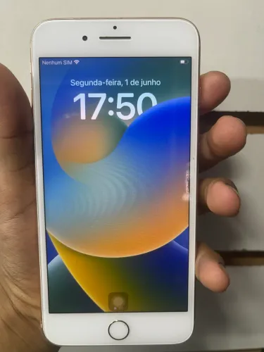 iPhone 8 Plus 