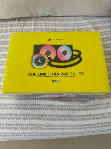 Water Cooler Corsair Titan 240 RX LCD