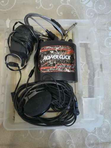 Kit VS (fone AKG e Power click).