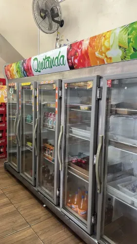 Freezer vertical expositor 4 portas