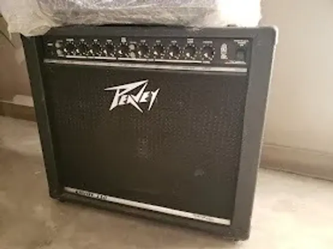 Amplificador peavey envoy 110
