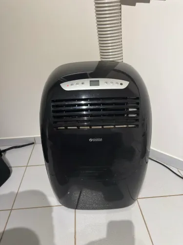 Ar Condicionado Portátil Olimpia Splendid 10.000 Btu com todos os acessórios!