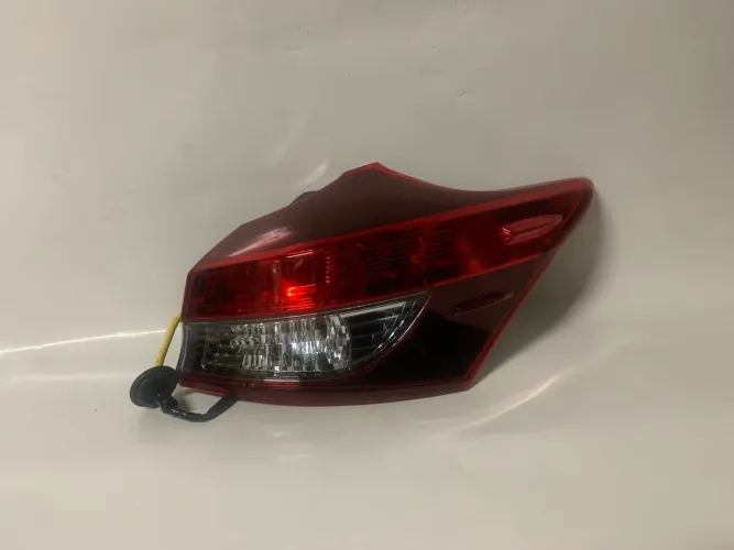 Lanterna Yaris Hatch fume Led direito passageiro 