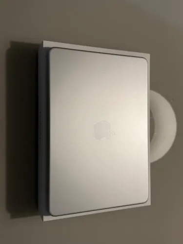 Mac Book 2026 512GB