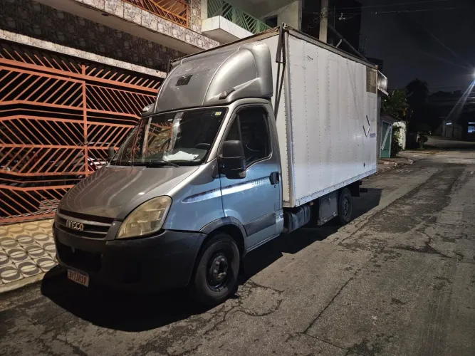 Vende- se Iveco 2012