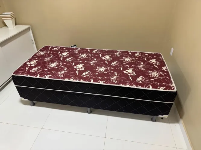 Cama de solteiro