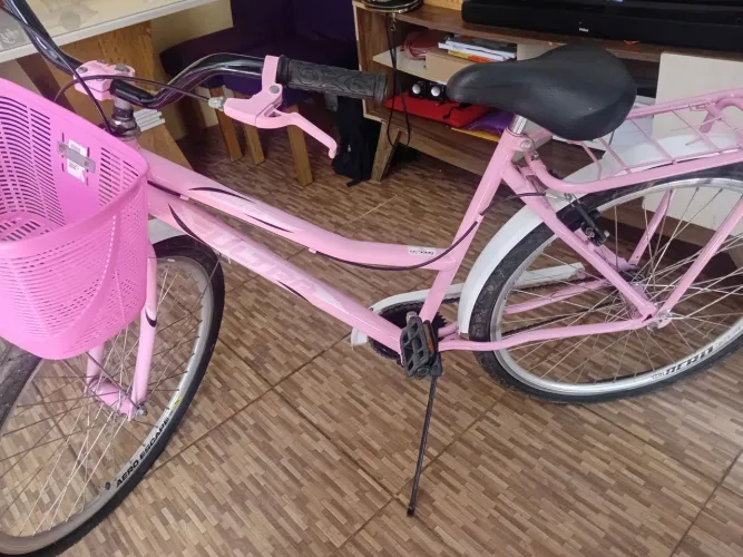 Vendo bike feminina nunca usada