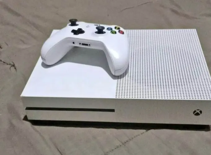 Xbox one s completo na caixa