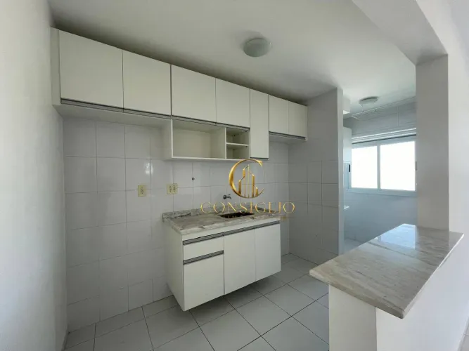Apartamento com 2 dormitórios para alugar no Ed. Saveiro-Monta Castelo