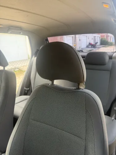 Volkswagen Fox 1.0 MI Total Flex 8V 3P 2012