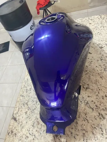 Tanque da cb300 novo original sem uso 