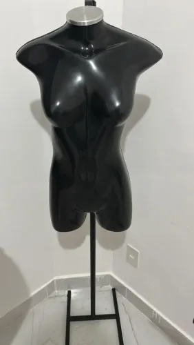 Manequim feminino