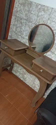 Vende-se penteadeira