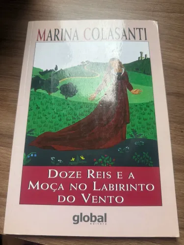 Livro ? 12 Reis e a moça no labirinto do tempo?