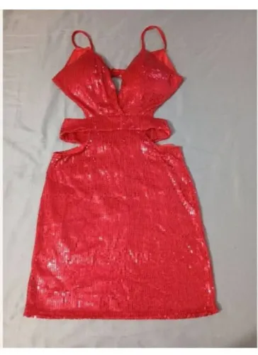 Vestido de paetê com bojo