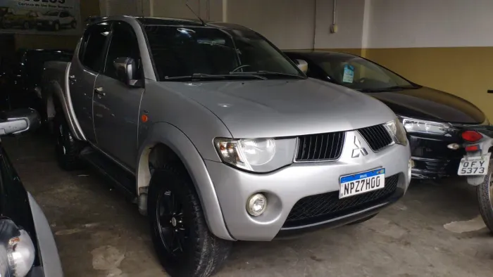 Mitsubishi L200 Triton HPE 3.2 CD TB Int.diesel AUT 2010