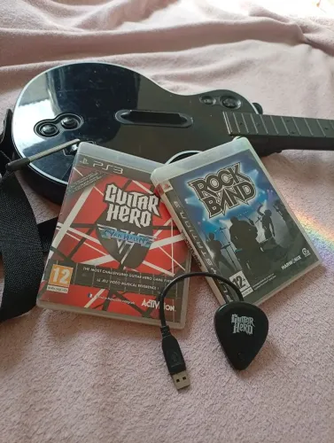Guitarra guitar hero + 2 jogos