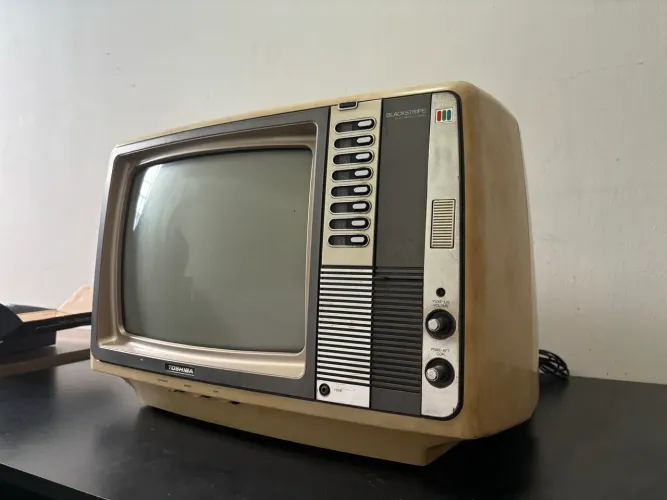 TV Toshiba Blackstripe Vintage Antiga Retrô - Raridade