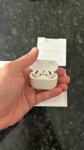 Air pods 4