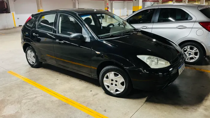 Ford Focus 1.6 S/se/se Plus Flex 8v/16v 5P 2004