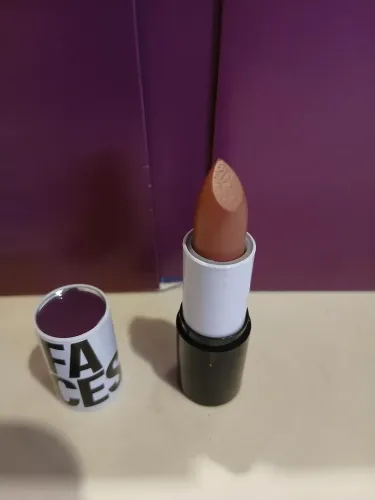 Batom cremoso Multimix Faces Natura - cor Nude