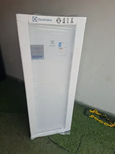 Freezer vertical Electrolux novo Entrego!