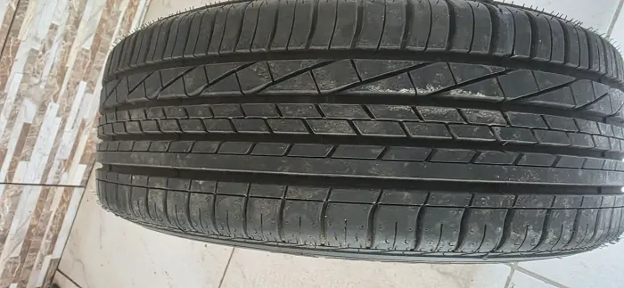 Pneu Goodyear 185/60/15