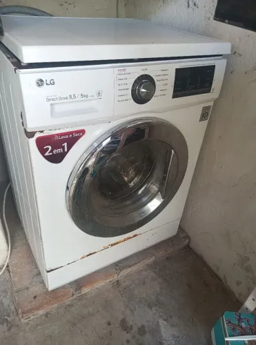 Máquina lava e seca
