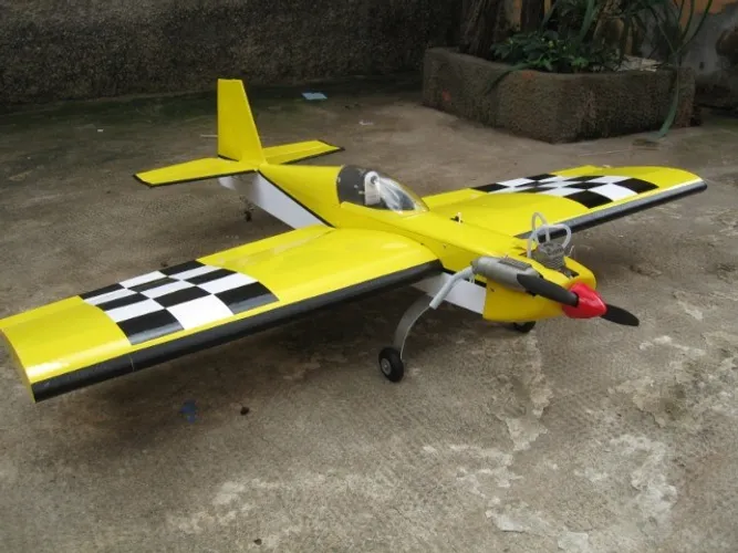 Aeromodelo Glow Extra Somethin SIG - Novo - Motor OS LA 0.40 usado - sem servos