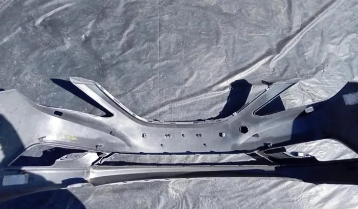 Parachoque Dianteiro Hyundai Sonata 2013/2014 com detalhe